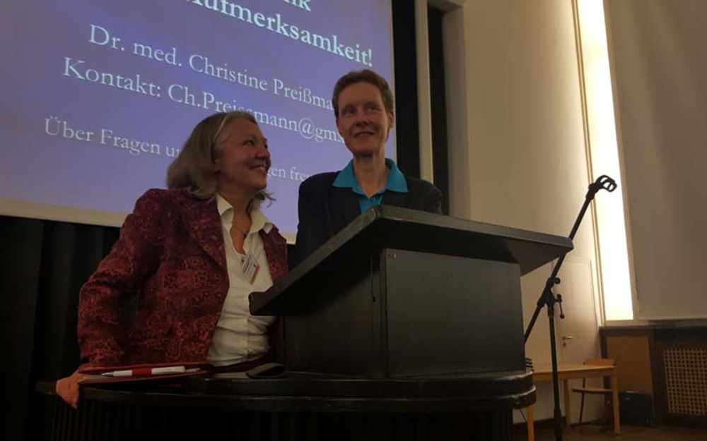 Foto Dr. Eva Maria Schepers und Dr. Christine Preißmann (von links)