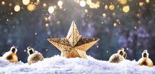 Foto mit Stern und Weihnachtskugeln
