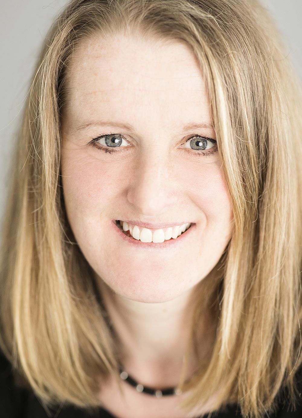 Foto zeigt Frau Manuela Böttcher-Buiwitt (Leitung Familienhilfe Bielefeld)