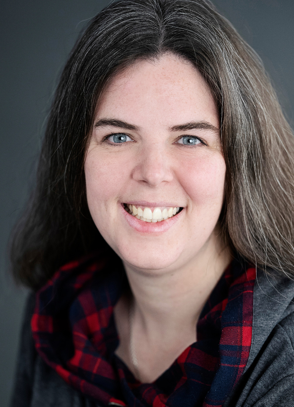 Foto zeigt Jana Friesel (Mitarbeiterin ATZ Lemgo)