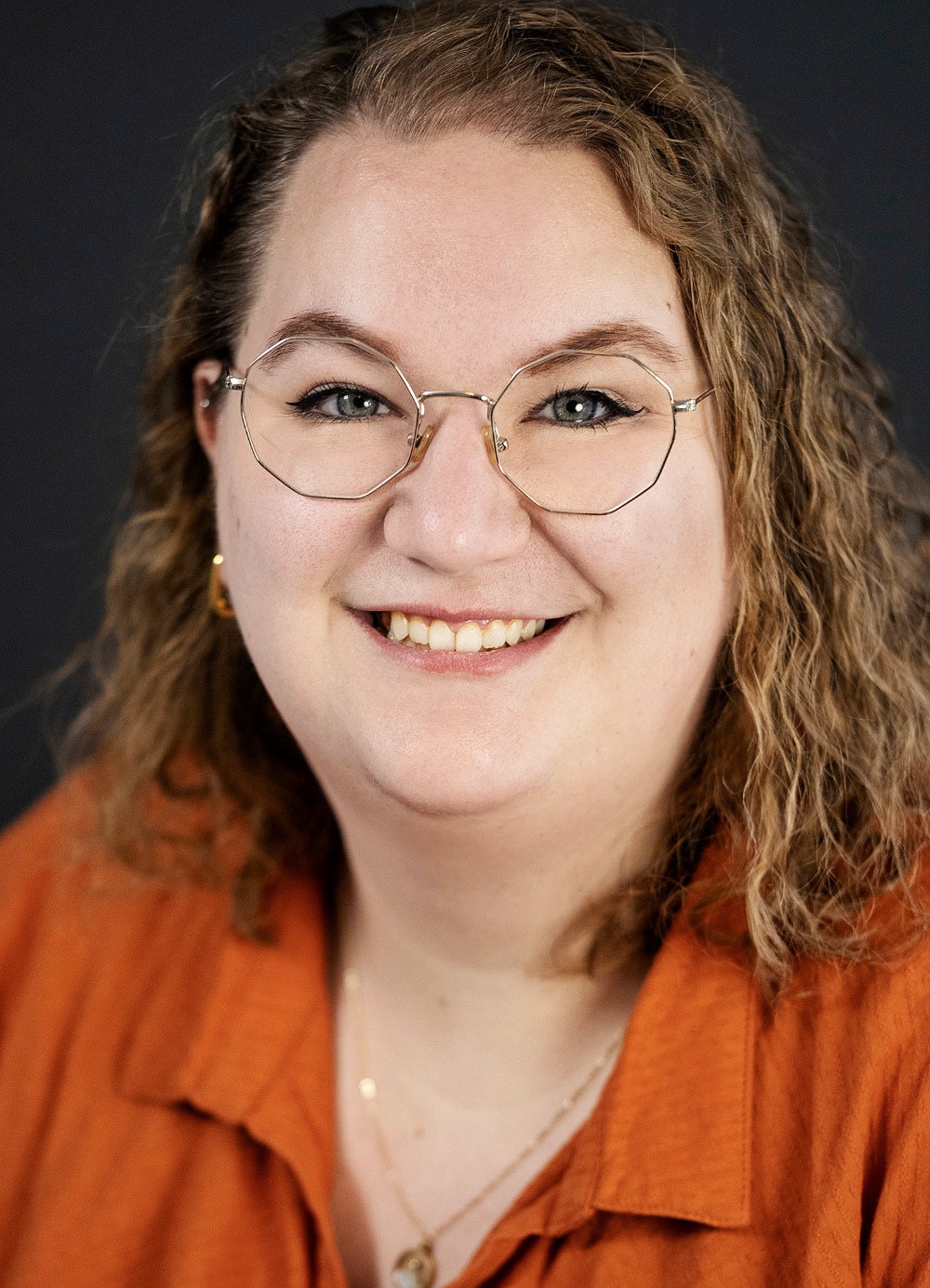 Foto zeigt Mitarbeiterin Ann Celestine Wettlaufer (ATZ  Lemgo)