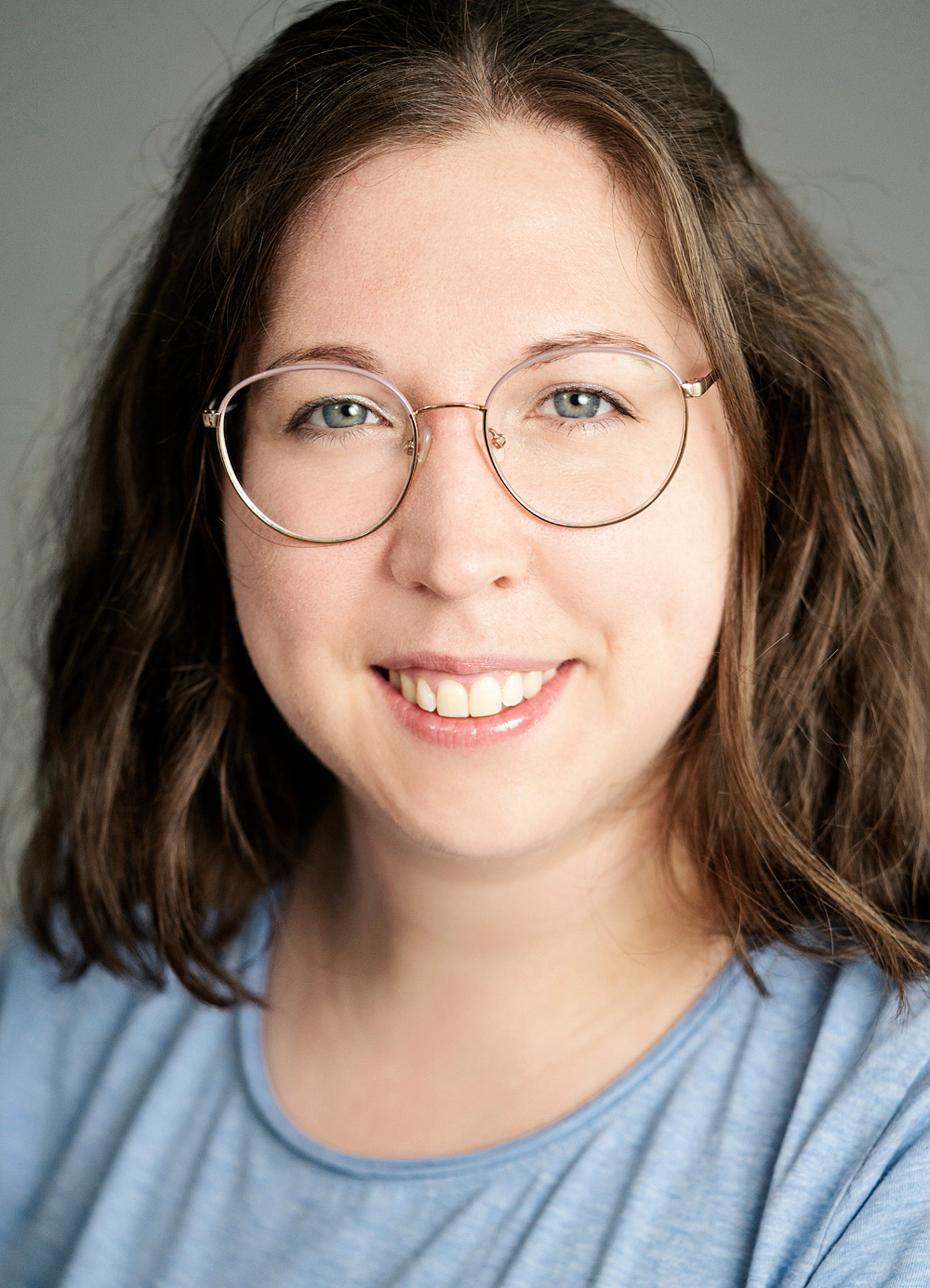 Foto zeigt Mitarbeiterin ATZ Lippstadt Maria-Bernadette Riedl tarbeiterin ATZ Lippstadt Maria-Bernadette Riedl